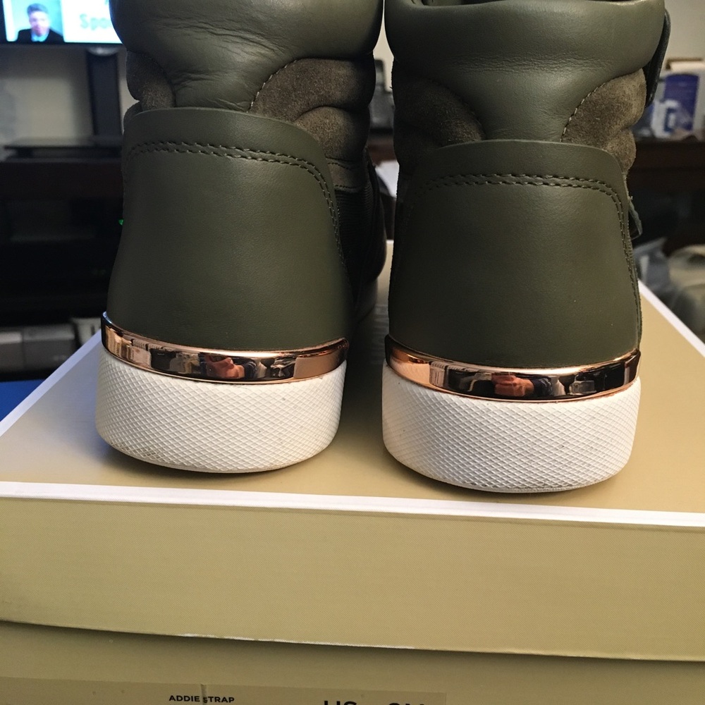 Michael Kors high tops Sz9 - Picture 3 of 7